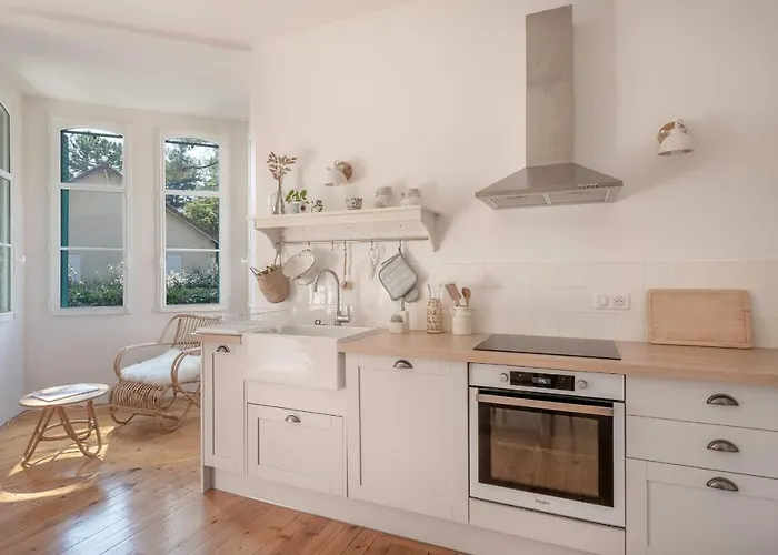 à 400m De La Plage, 4 Adultes 4 Enfants