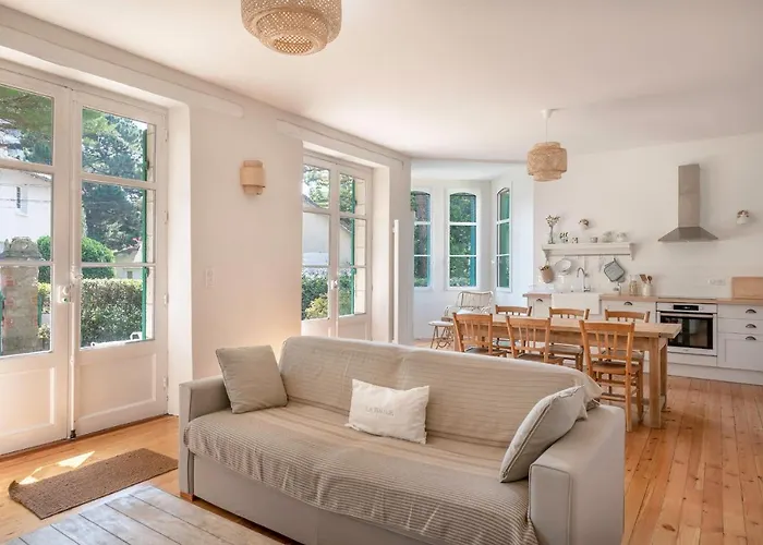 à 400m De La Plage, 4 Adultes 4 Enfants * La Baule-Escoublac