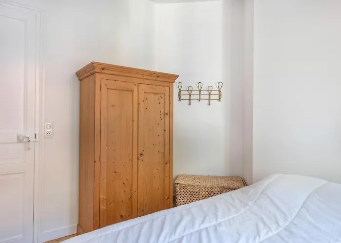 à 400m De La Plage, 4 Adultes 4 Enfants Appartement